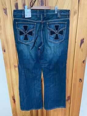 Guess Men's Straight-Leg Jeans in Dark Blue Wash size 40 NWT